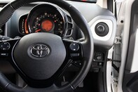 Toyota Aygo VVT-I X-PLAY X-SHIFT 22