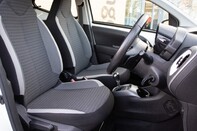 Toyota Aygo VVT-I X-PLAY X-SHIFT 31