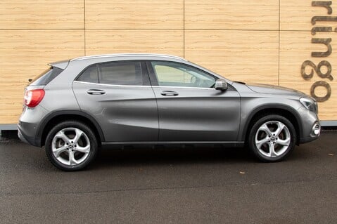 Mercedes-Benz GLA Class GLA 200 D 4MATIC SPORT EXECUTIVE 15