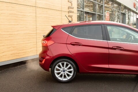 Ford Fiesta TITANIUM 11