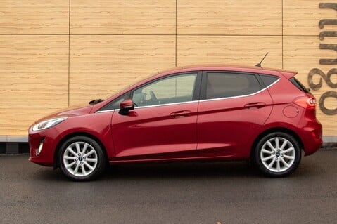 Ford Fiesta TITANIUM 16