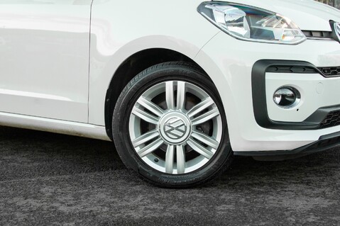 Volkswagen Up HIGH UP TSI 2