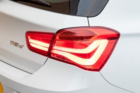 BMW 1 Series 116D SPORT 6