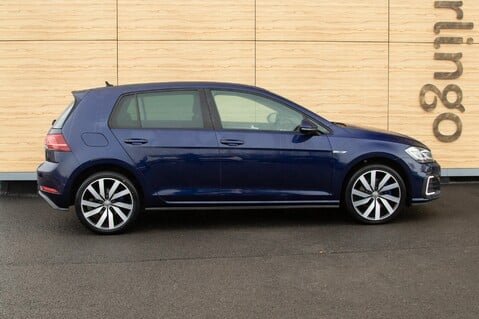 Volkswagen Golf GTE ADVANCE DSG 15