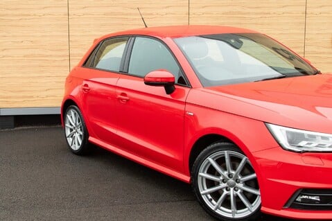 Audi A1 SPORTBACK TFSI S LINE 9