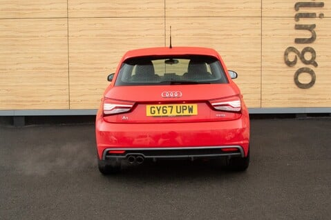 Audi A1 SPORTBACK TFSI S LINE 8