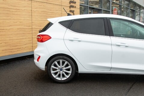 Ford Fiesta TITANIUM 11