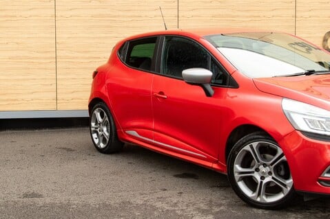 Renault Clio GT LINE TCE 9