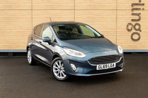 Ford Fiesta TITANIUM 1