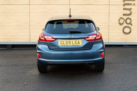 Ford Fiesta TITANIUM 8