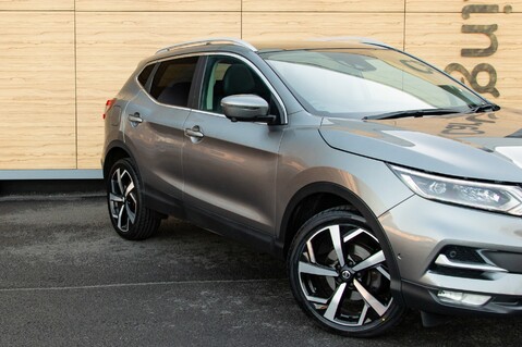 Nissan Qashqai DIG-T TEKNA 9