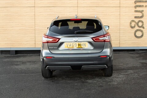 Nissan Qashqai DIG-T TEKNA 8