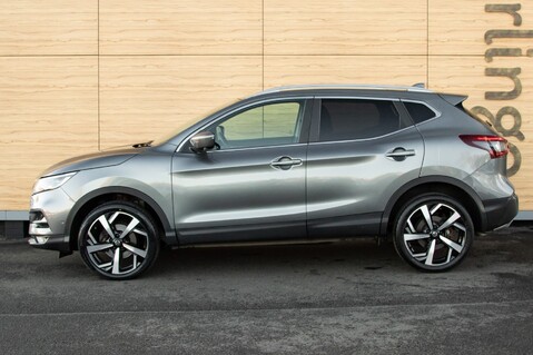 Nissan Qashqai DIG-T TEKNA 16