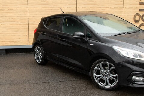 Ford Fiesta ST-LINE EDITION 9