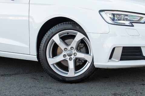 Audi A3 SPORTBACK TFSI SPORT 2