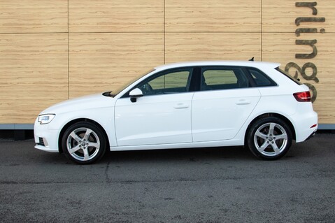 Audi A3 SPORTBACK TFSI SPORT 16