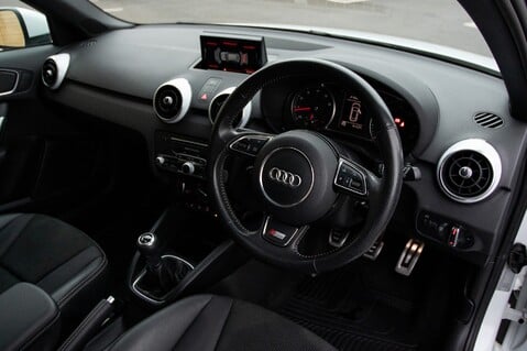 Audi A1 SPORTBACK TFSI S LINE 5