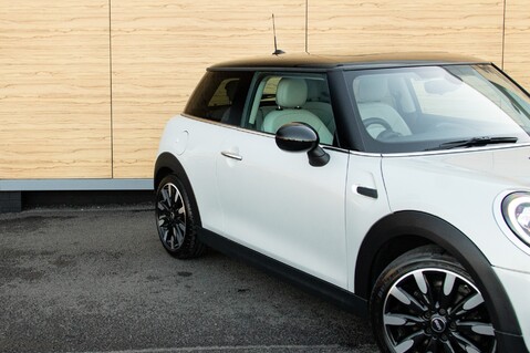 Mini Hatch COOPER EXCLUSIVE 10