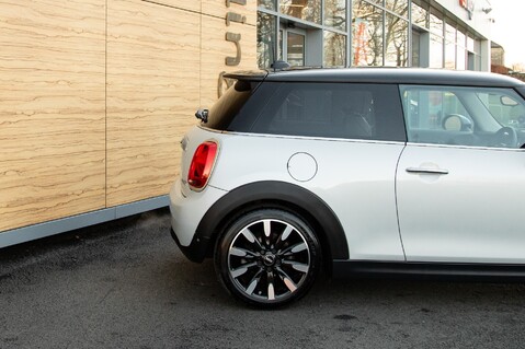 Mini Hatch COOPER EXCLUSIVE 12