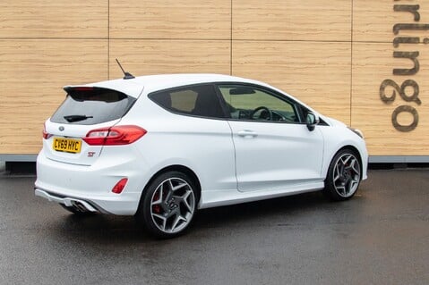 Ford Fiesta ST-3 4