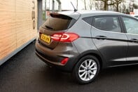 Ford Fiesta TITANIUM 10