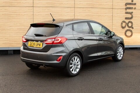 Ford Fiesta TITANIUM 4