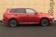 Mitsubishi Outlander PHEV GX 5HS 16