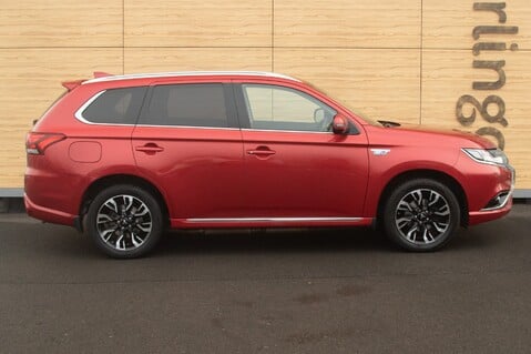 Mitsubishi Outlander PHEV GX 5HS 16