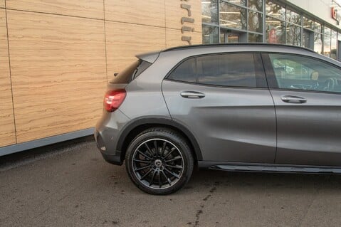 Mercedes-Benz GLA Class GLA 250 4MATIC AMG LINE PREMIUM PLUS 11