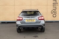 Mercedes-Benz GLA Class GLA 250 4MATIC AMG LINE PREMIUM PLUS 8