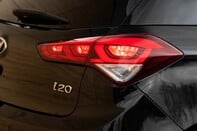 Hyundai i20 MPI PREMIUM SE NAV 6