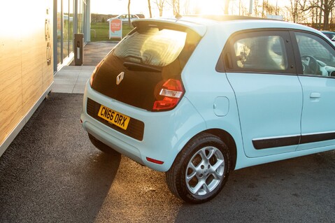 Renault Twingo THE COLOR RUN SPECIAL EDITION 11