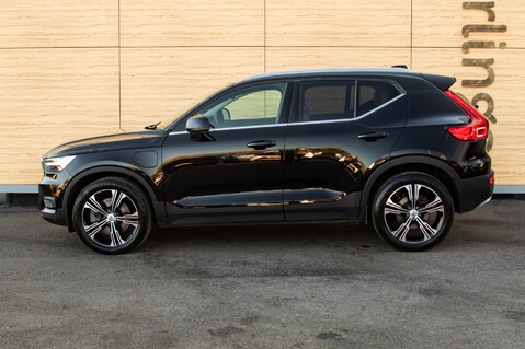 Volvo XC40 RECHARGE T5 INSCRIPTION PRO 16