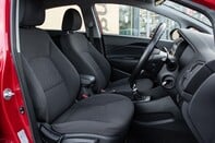 Kia Rio CRDI 2 ISG 29