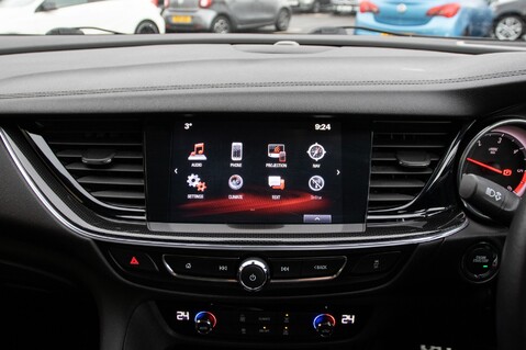 Vauxhall Insignia SRI NAV 24