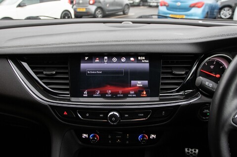 Vauxhall Insignia SRI NAV 26