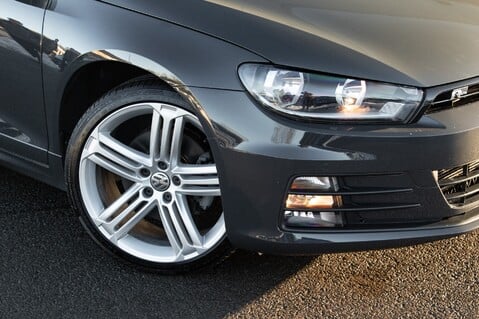 Volkswagen Scirocco R LINE TDI BLUEMOTION TECHNOLOGY DSG 3