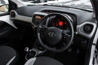 Toyota Aygo VVT-I X-PLAY 5