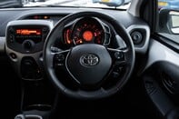 Toyota Aygo VVT-I X-PLAY 23