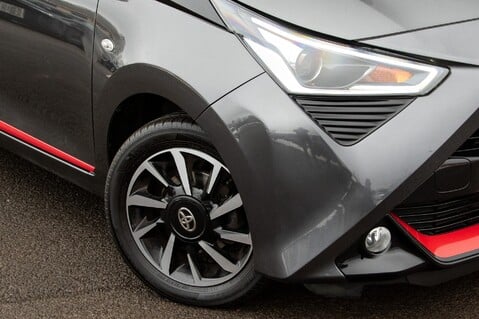 Toyota Aygo VVT-I X-TREND X-SHIFT TSS 3