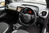 Toyota Aygo VVT-I X-TREND X-SHIFT TSS 5