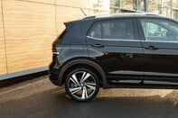 Volkswagen T-Cross R-LINE TSI DSG 11