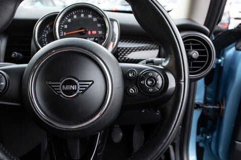 Mini Hatch COOPER S CLASSIC 22