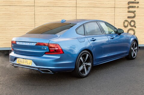 Volvo S90 D4 R-DESIGN PLUS 4