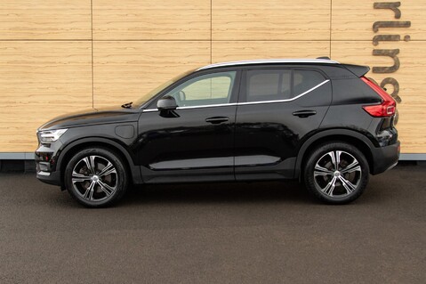 Volvo XC40 RECHARGE T5 INSCRIPTION PRO 16