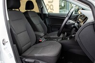 Volkswagen Golf SE NAVIGATION TSI EVO 33