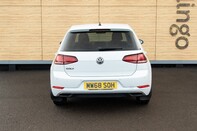 Volkswagen Golf SE NAVIGATION TSI EVO 8