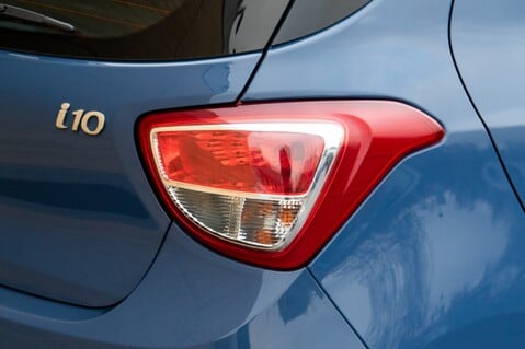 Hyundai i10 PREMIUM SE 7