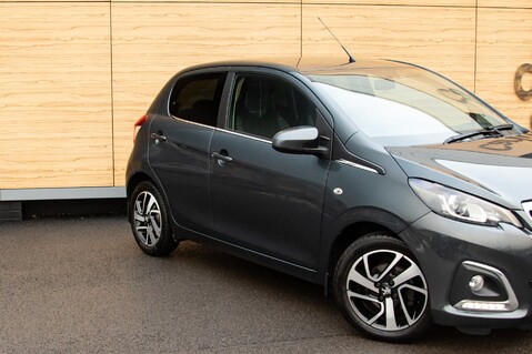 Peugeot 108 ALLURE 9