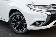 Mitsubishi Outlander PHEV 4HS 4